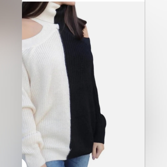 BIBI Color Block Mock Neck Sweater  With Cold Shoulder Women's L lvory Black NWT - Picture 1 of 10